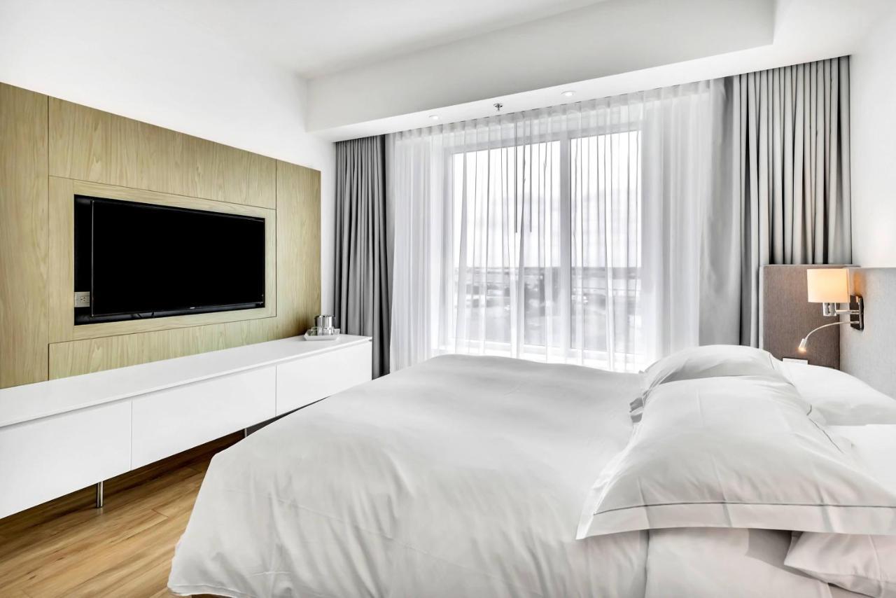 Hotel Mortagne Boucherville Exterior photo